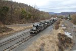 NS 3374 leads train H53 into Enola yard